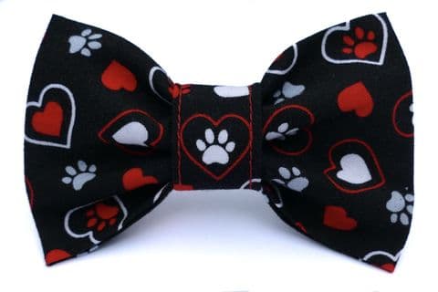 HEARTS AND PAWS DOG BOW TIE (BLACK)