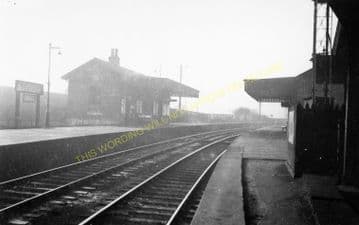 Abbeyhill Railway Station Photo. Edinburgh - Leith. North British Railway. (1)