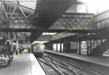 Aberdeen Railway Station Photo. Caledonian and Great North of Scotland Joint (15)