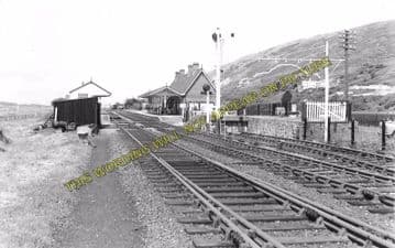 Aberdovey Railway Station Photo. Machynlleth - Towyn. Cambrian Railway. (5)