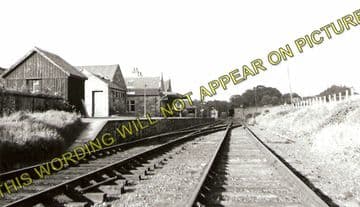 Aberfeldy Railway Station Photo. Grandtully and Ballinluig Line. Highland Railway. (2)