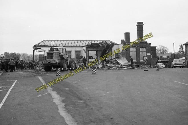 Abingdon Railway Station Photo. Radley Line. Great Western Railway. (7)