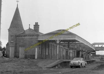 Aboyne Railway Station Photo. Dess - Dinnett. Lumphanan to Ballater Line. (13)