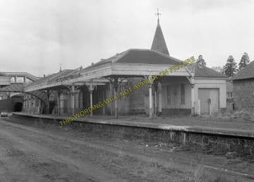 Aboyne Railway Station Photo. Dess - Dinnett. Lumphanan to Ballater Line. (5)