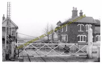 Aby Railway Station Photo. Alford - Authorpe. Willoughby to Louth. GNR (1)