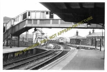 Accrington Railway Station Photo. Burnley to Blackburn and Stubbins Lines. (7)