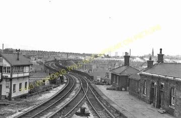 Accrington Railway Station Photo. Burnley to Blackburn and Stubbins Lines. (8)