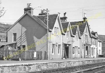 Achnasheen Railway Station Photo. Glencarron - Achanalt. Dingwall Line.  (13)