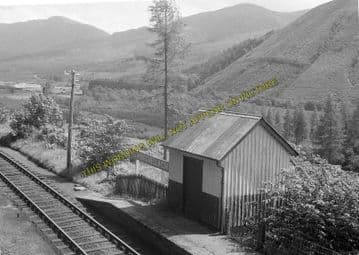 Achnashellach Railway Station Photo. Strathcarron - Achnasheen. Highland (1)
