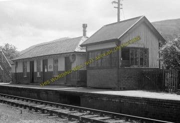 Achnashellach Railway Station Photo. Strathcarron - Achnasheen. Highland (4)