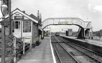 Acle Railway Station Photo. Great Yarmouth - Lingwood. Norwich Line. (5)