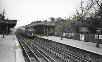 Acton Central Railway Station Photo. Willesden - Kew. North & South Western. (2)