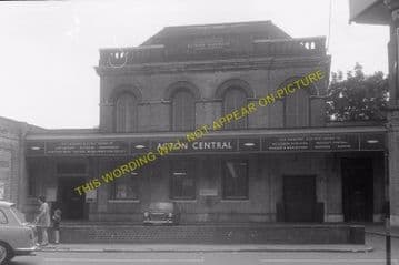 Acton Central Railway Station Photo. Willesden - Kew. North & South Western. (6)