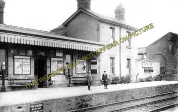 Adisham Railway Station Photo. Shepherdswell - Bekesbourne. Canterbury Line. (1)