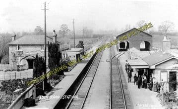 Adlestrop Railway Station Photo. Kingham - Moreton-in-Marsh. (3)