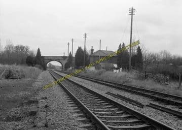Adlestrop Railway Station Photo. Kingham - Moreton-in-Marsh. (6)