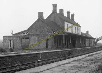 Afonwen Railway Station Photo. Abererch - Criccieth. Pwllheli to Portmadoc. (13)