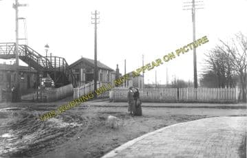 Ainsdale Railway Station Photo. Birkdale - Freshfield. Southport to Formby. (3)