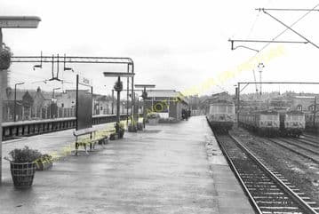 Airdrie South Railway Station Photo. Coatdyke - Clarkston. North British Rly (2)
