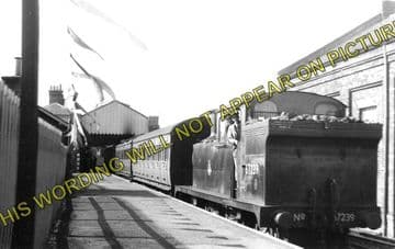 Aldeburgh Railway Station Photo. Leiston & Saxmundham Line. Great Eastern. (1)