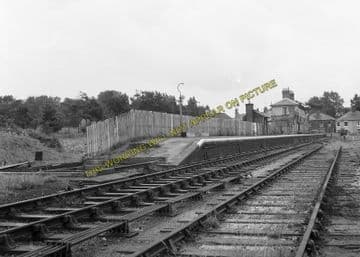 Aldeburgh Railway Station Photo. Leiston & Saxmundham Line. Great Eastern. (10)