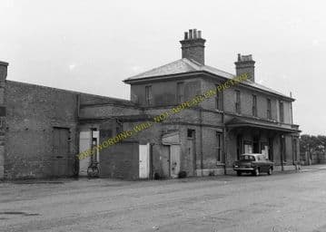 Aldeburgh Railway Station Photo. Leiston & Saxmundham Line. Great Eastern. (12)