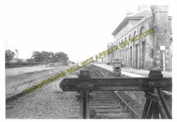 Aldeburgh Railway Station Photo. Leiston & Saxmundham Line. Great Eastern. (18)