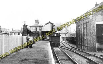 Aldeburgh Railway Station Photo. Leiston & Saxmundham Line. Great Eastern. (2)