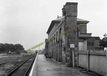Aldeburgh Railway Station Photo. Leiston & Saxmundham Line. Great Eastern. (8)