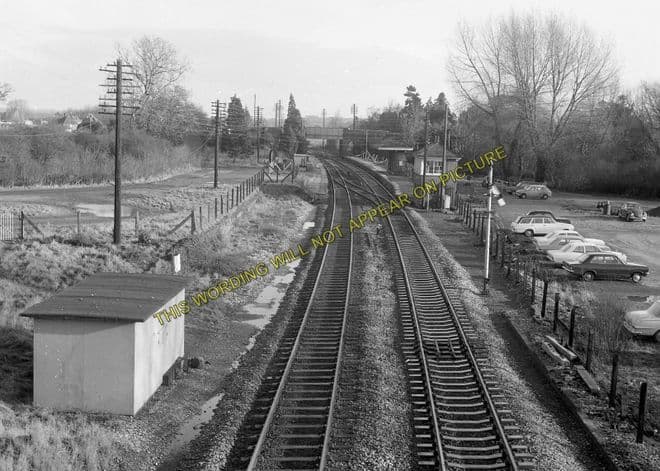 Aldermaston Railway Station Photo. Theale - Midgham. Reading to Newbury. (14)