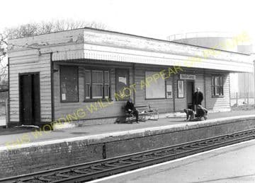 Aldershot North Camp Railway Station Photo. Farnborough - Ash and Guildford (18)