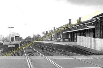Aldershot North Camp Railway Station Photo. Farnborough - Ash and Guildford (32)