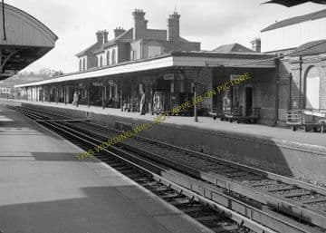 Aldershot Town Railway Station Photo.North Camp & Ash Vale - Farnham. L&SWR (6)
