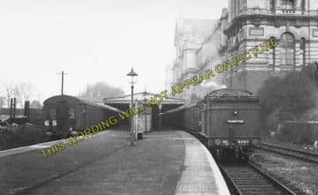 Alexandra Palace Railway Station Photo. Muswell Hill and Highgate Line. GNR (4)