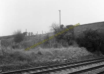 Alford Railway Station Photo. Castle Cary - Keinton Mandeville. (2)