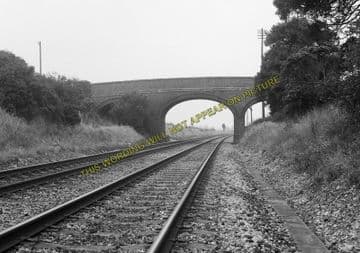 Alford Railway Station Photo. Castle Cary - Keinton Mandeville. (3)