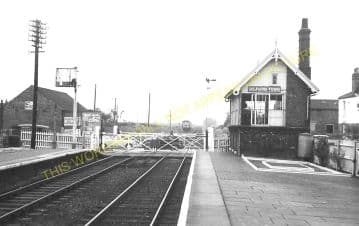 Alford Town Railway Station Photo. Willoughby - Aby. Authorpe Line. (13)