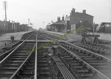 Alford Town Railway Station Photo. Willoughby - Aby. Authorpe Line. (5)