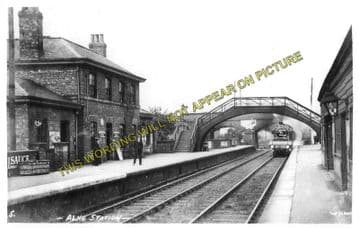 Alne Railway Station Photo. Tollerton - Raskelf and Easingwold Branch. (4)