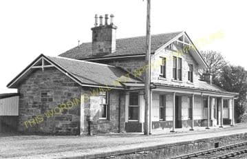 Alness Railway Station Photo. Novar - Invergordon. Dingwall to Delny Line. (6)
