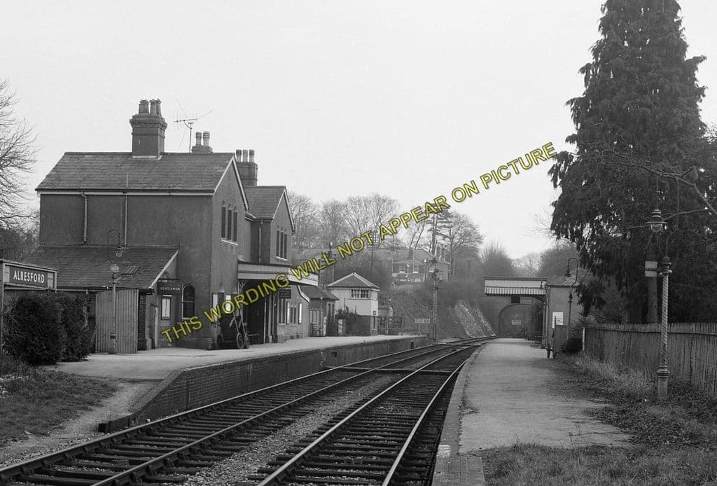 Alton to Winchester Alresford Railway Station Photo Itchen Abbas Ropley 21 