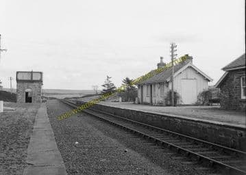 Altnabreac Railway Station Photo. Forsinard - Scotscalder. Georgemas Line. (9)