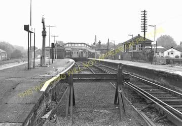 Alton Railway Station Photo. Bentley to Bentworth, Medstead and Tisted Lines (14)