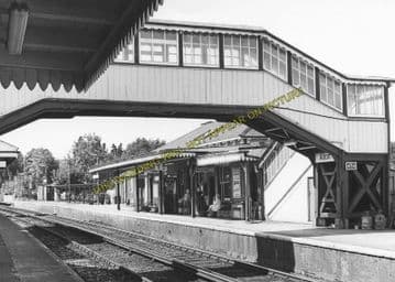 Alton Railway Station Photo. Bentley to Bentworth, Medstead and Tisted Lines (4)