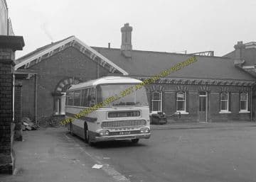 Altrincham & Bowdon Railway Station Photo. Hale - Timperley. MSJ&A. (11)