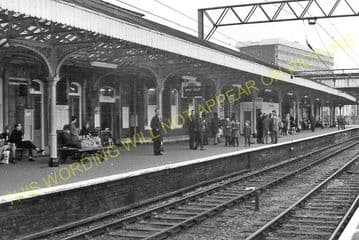 Altrincham & Bowdon Railway Station Photo. Hale - Timperley. MSJ&A. (26)