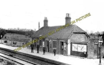 Alvescot Railway Station Photo. Bampton - Kelmscott. Oxford to Fairford Line (2)