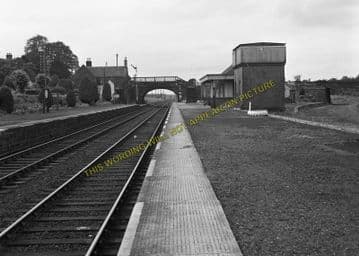Alyth Junction Railway Station Photo. Ardler - Eassie. Coupar Angus Line. (12)