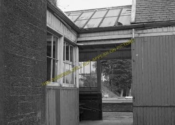 Alyth Junction Railway Station Photo. Ardler - Eassie. Coupar Angus Line. (4)