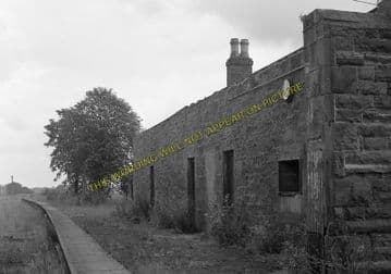 Alyth Railway Station Photo. Jordanstone, Meigle and Newtyle Line. (6)